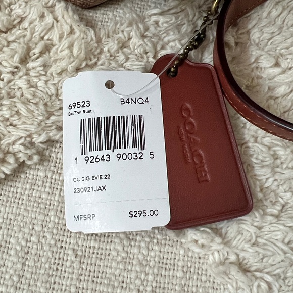 🌸Coach Evie Backpack 22 In Signature Canvas New! - Picture 9 of 15